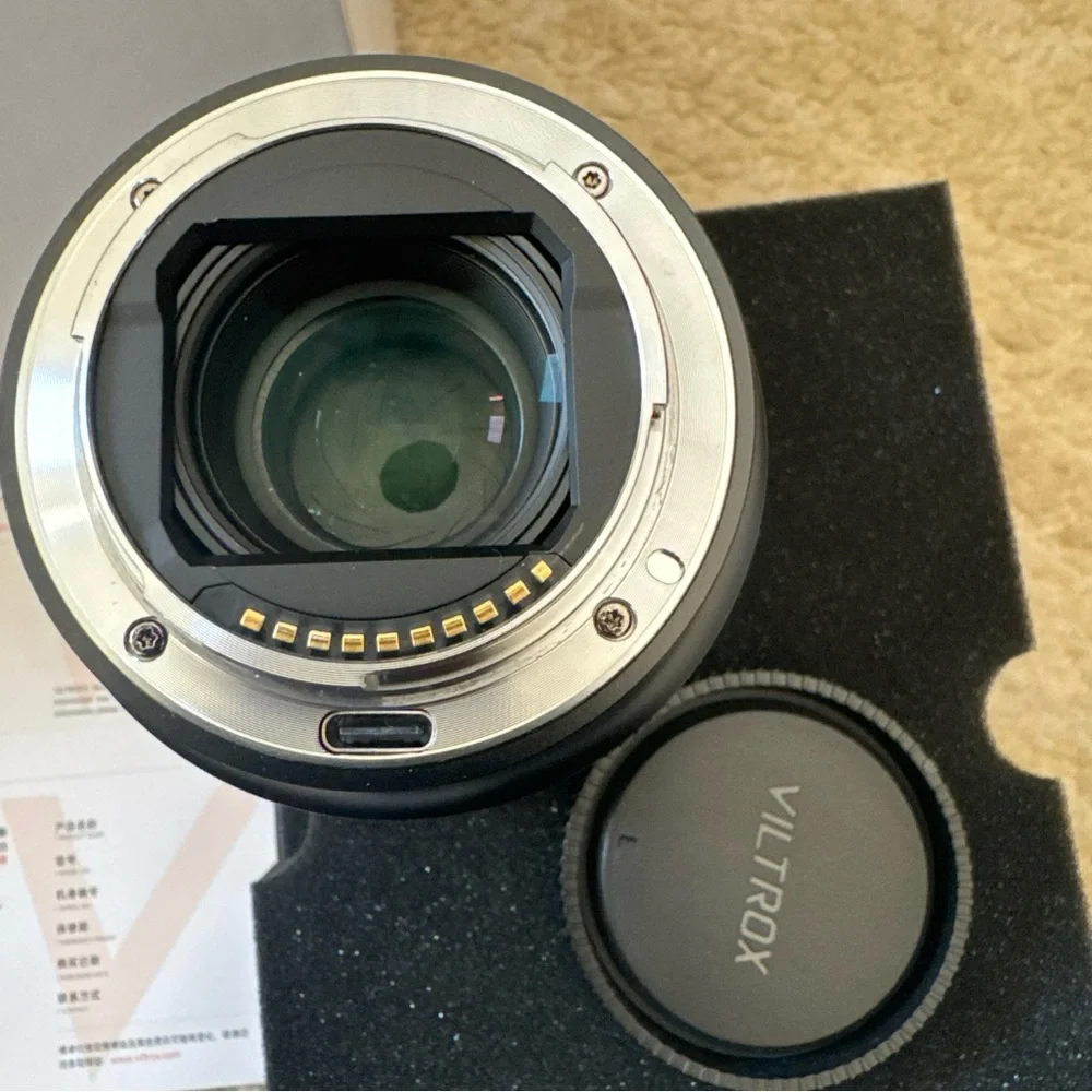 Viltrox 24mm F1.8 AF Full Frame Wide Angle Portrait Lens for Sony E FE A9 Camera